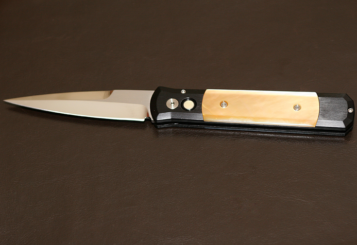 Gil Hibben Custom Knife Mammoth Shark Knife - Knife Purveyor